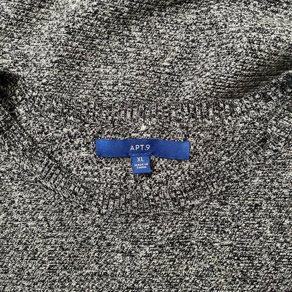 NWOT APT.9 Grey Elastic Waist Comfy Sweater - Picture 2 of 7